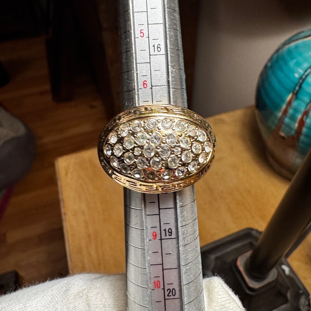 Versace Gold color. With clear crystals in Ring. - Picture 3 of 4